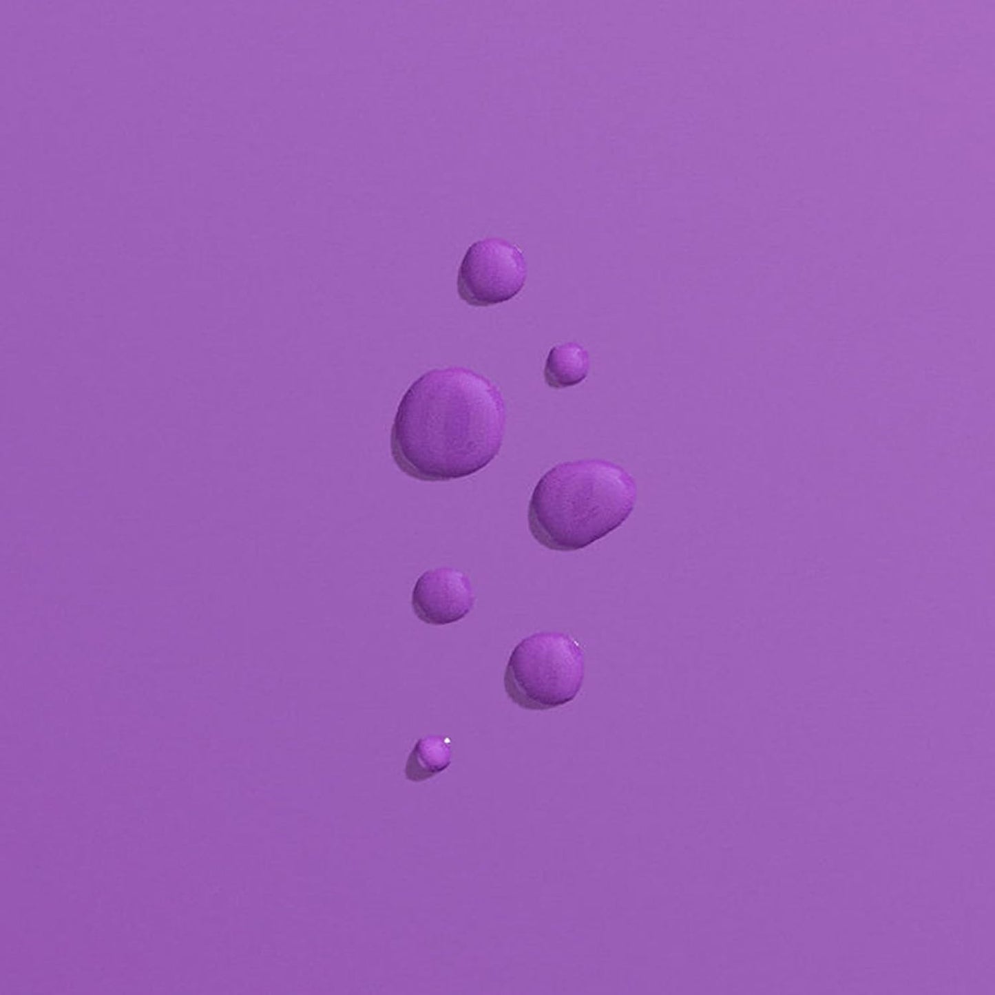 lightweight spray droplets for Goldwell Bond Pro leave-in repair structure and cuticle protection