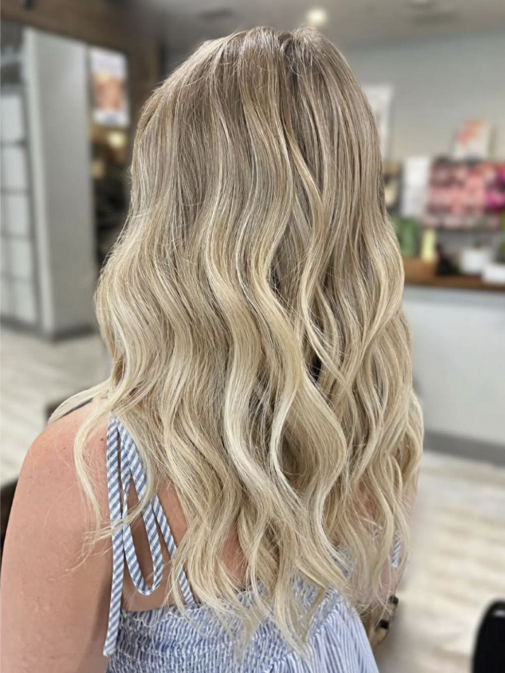 
                  
                    Hair by Ally Henrie - Kingsley
                  
                