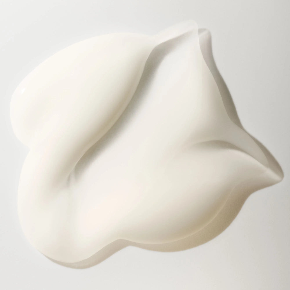 lightweight fortifying hair serum texture for strengthening and smoothing damaged hair
