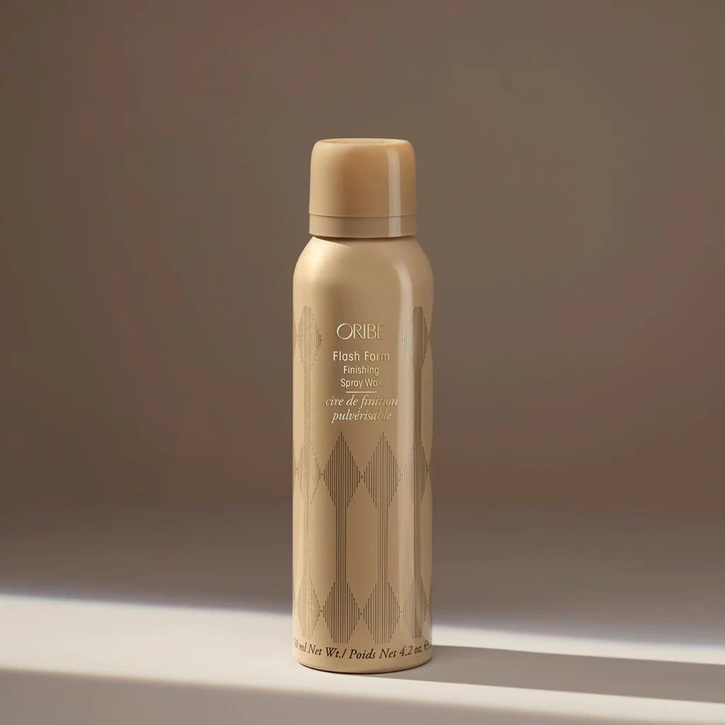 Oribe Flash Form Finishing Spray Wax lightweight spray wax for texture definition and shine