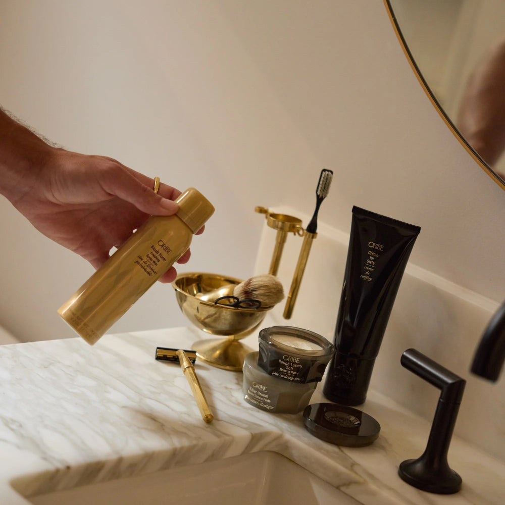Oribe Flash Form spray wax styling product for effortless texture and flexible hold