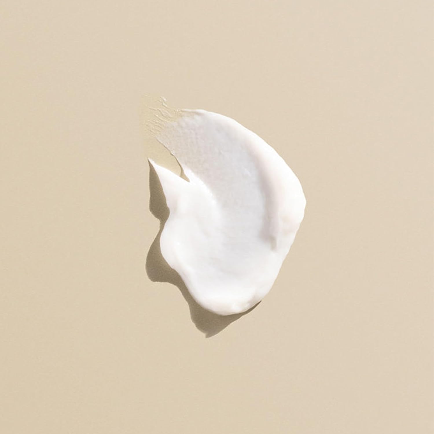 rich creamy hair mask texture for deep repair and intensive conditioning of damaged hair
